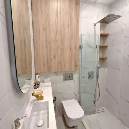 Marbel - Designer Retreat With Free Parking Apartment Burgas City