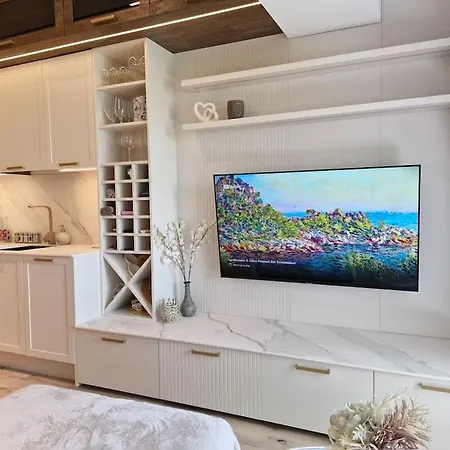 Marbel - Designer Retreat With Free Parking * Burgas City