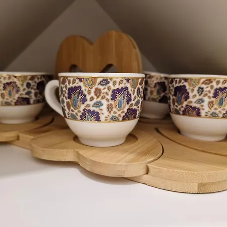 Marbel - Designer Retreat With Free Parking *