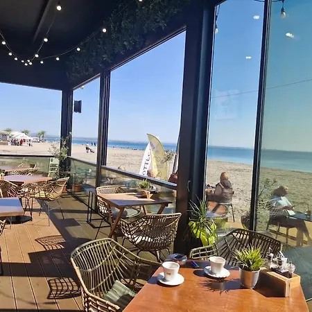 Marbel - An Exquisitely Designed Retreat In The Heart Of By The Sea Garden With Free Parking Burgas