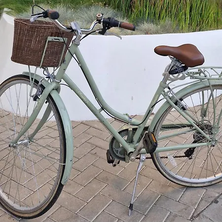 Marbel - Designer Retreat With Free Parking דירה