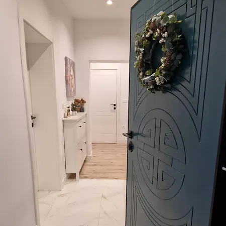 Marbel - Designer Retreat With Free Parking דירה *