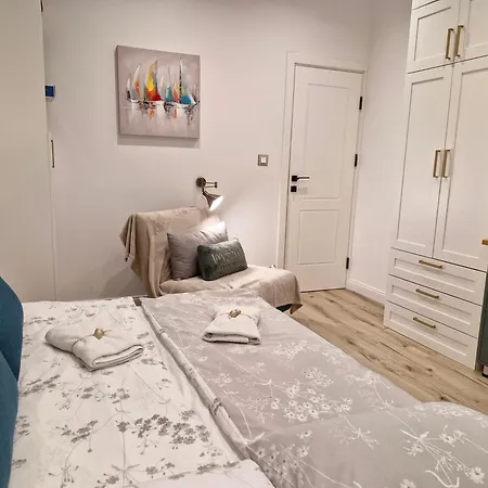 Marbel - Designer Retreat With Free Parking Burgas City