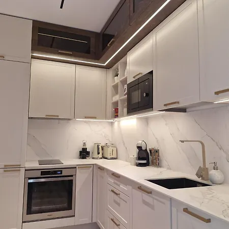 Marbel - Designer Retreat With Free Parking דירה *