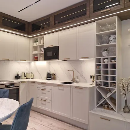 Marbel - Designer Retreat With Free Parking בורגאס