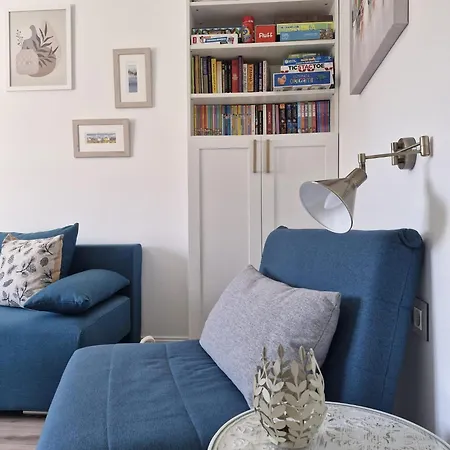 Marbel - Designer Retreat With Free Parking Apartment *