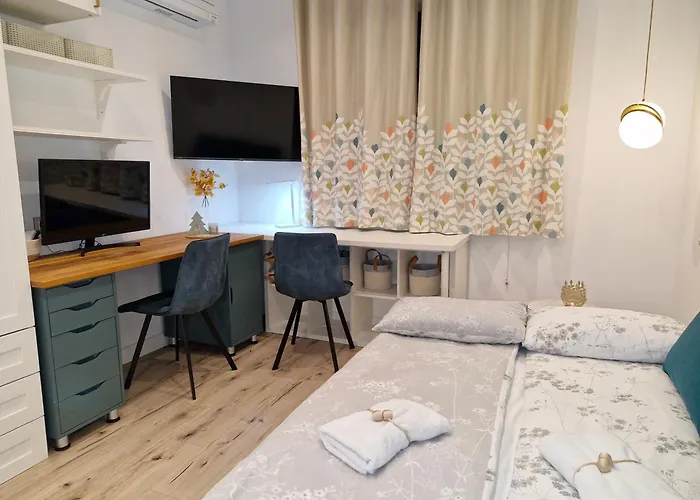 Marbel - Designer Retreat With Free Parking Apartamento *