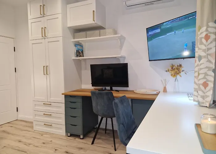 Marbel - Designer Retreat With Free Parking Apartamento Burgas