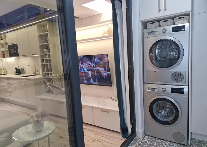 Marbel - Designer Retreat With Free Parking Apartamento Burgas