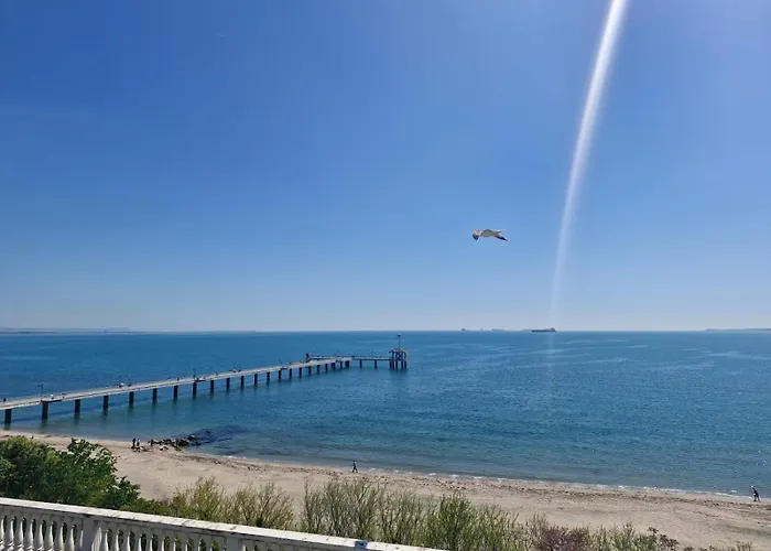 Marbel - Designer Retreat With Free Parking Burgas