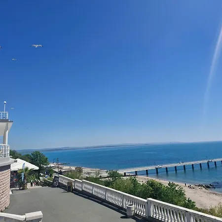 Apartment Marbel - Designer Retreat With Free Parking Burgas