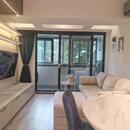 Marbel - Designer Retreat With Free Parking Burgas